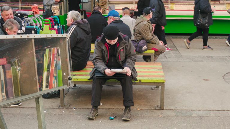 Reading a book in Brunnenmarkt